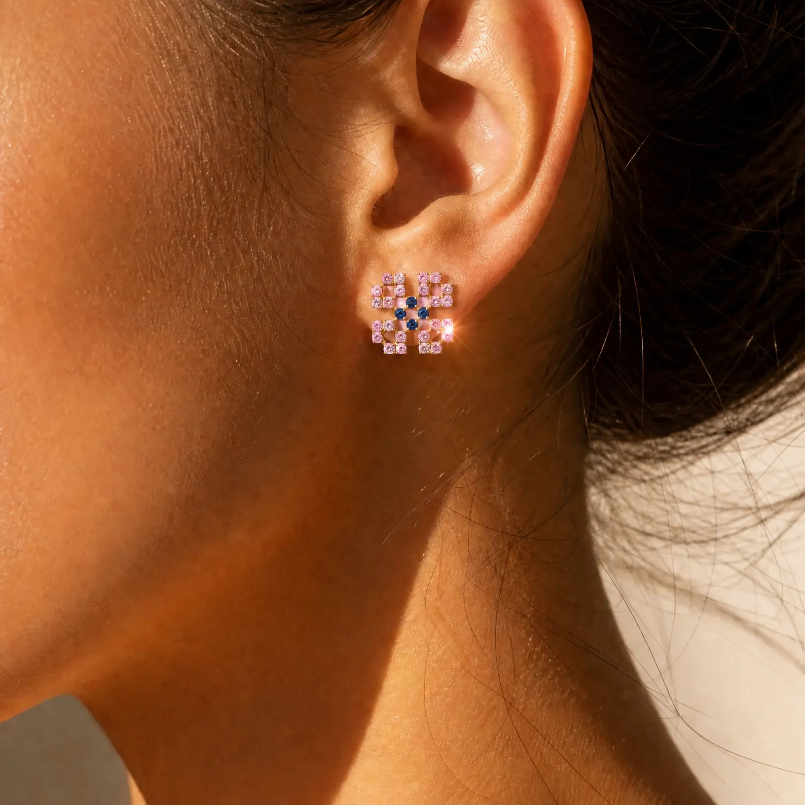 Tatreez Flower Earring with Sapphires in 18K Gold